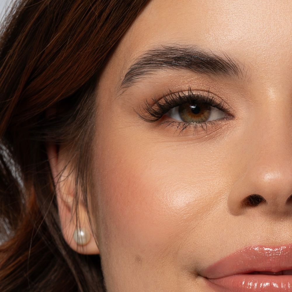 Daisy on eye2